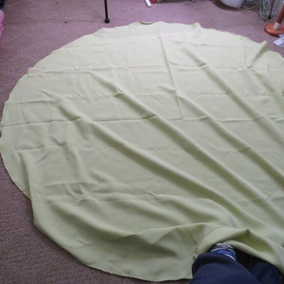 Spring Green Tablecloth 70" round Polyester thick fabric double sided - Picture 2 of 4